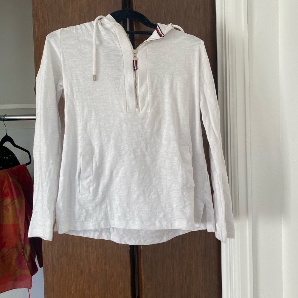 Tommy Hilfiger white pullover shirt